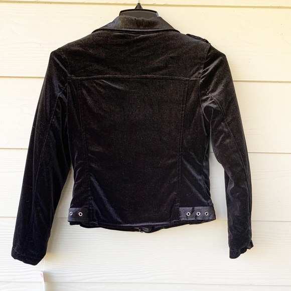 NWT ➡️URBAN REPUBLIC VELVET GIRLS MOTO JACKET SZ L - Picture 3 of 3